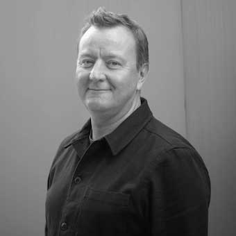 Photo portrait of Chris Locke