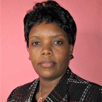 Photo portrait de Esther Kioni